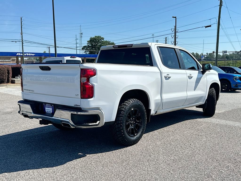 Used 2022 Chevrolet Silverado 1500 LT AWD/4WD image 7