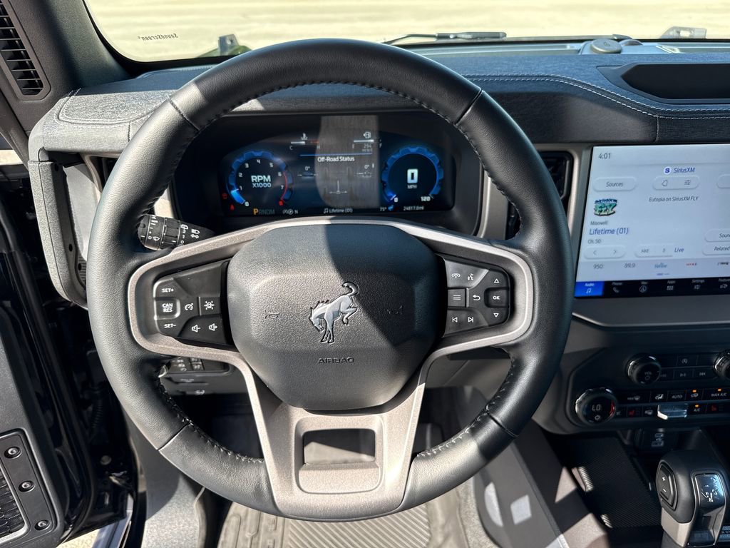 Certified 2025 Ford Bronco Outer Banks image 14