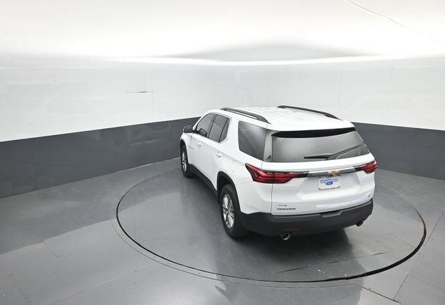 Used 2023 Chevrolet Traverse LT image 13
