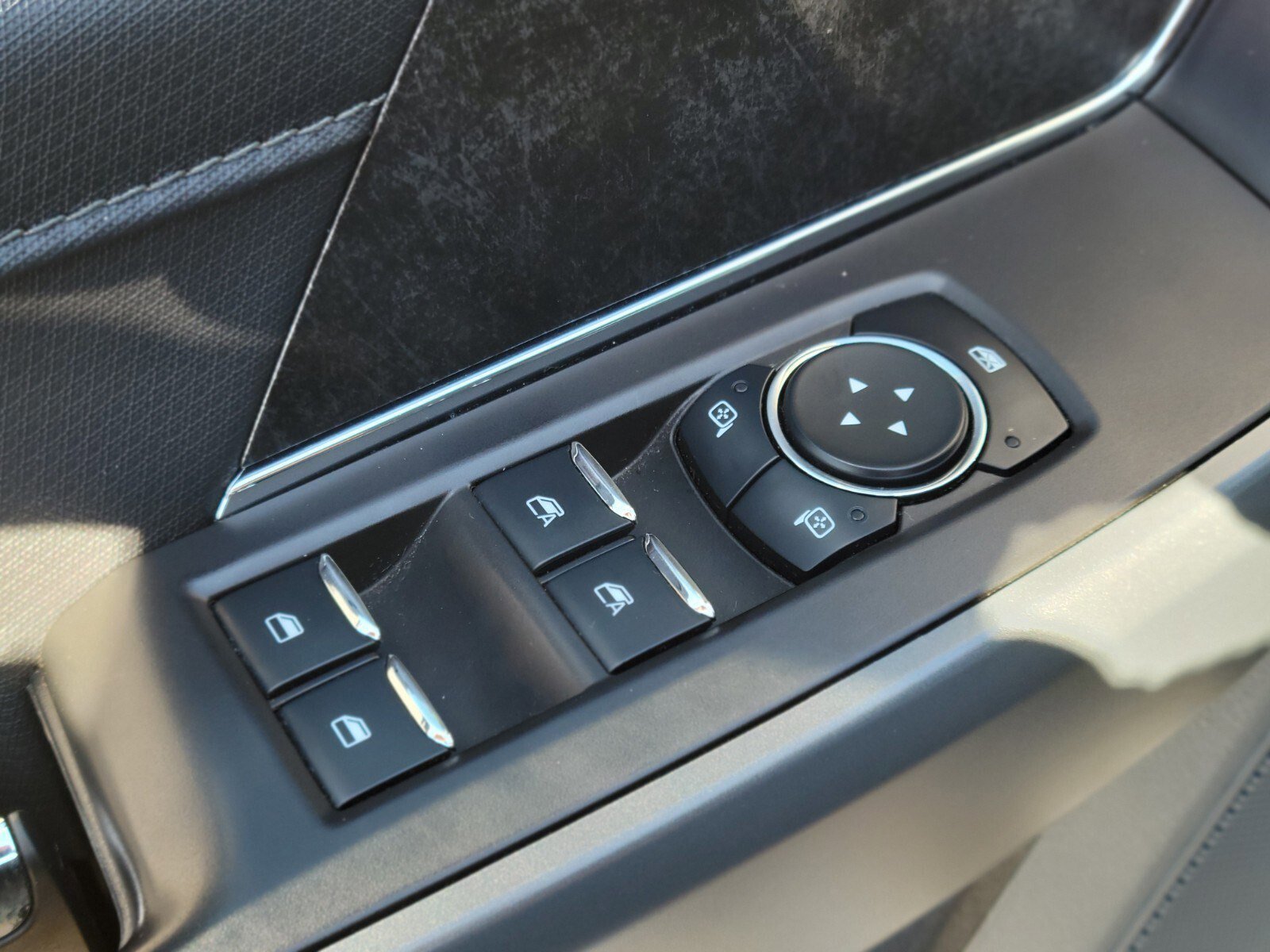 Certified 2023 Ford F150 XLT w/ Equipment Group 302A High image 19