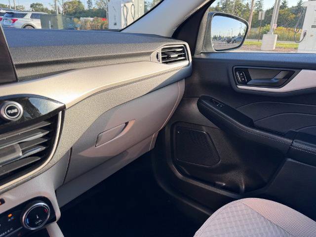 Certified 2022 Ford Escape SE w/ Convenience Package image 11