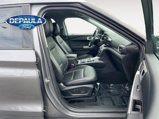 Certified 2024 Ford Explorer XLT w/ Equipment Group 202A AWD/4WD image 19