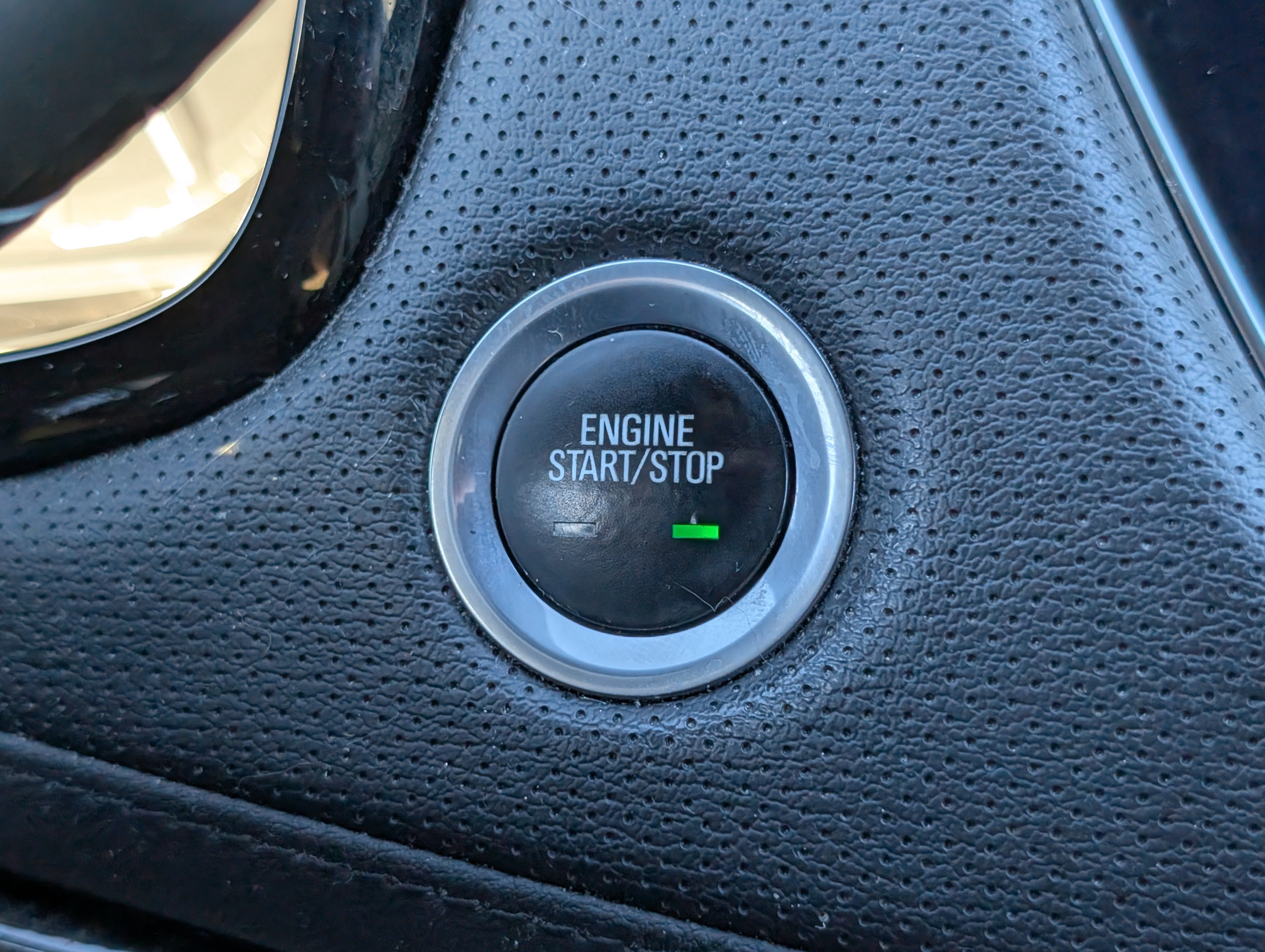 Used 2018 Cadillac XT5 AWD image 28