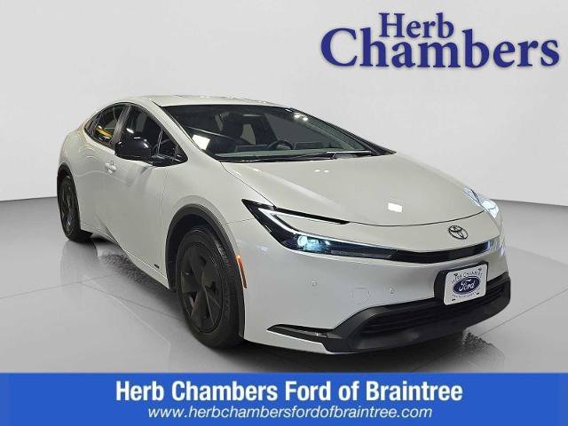 Used 2023 Toyota Prius LE AWD/4WD image 1