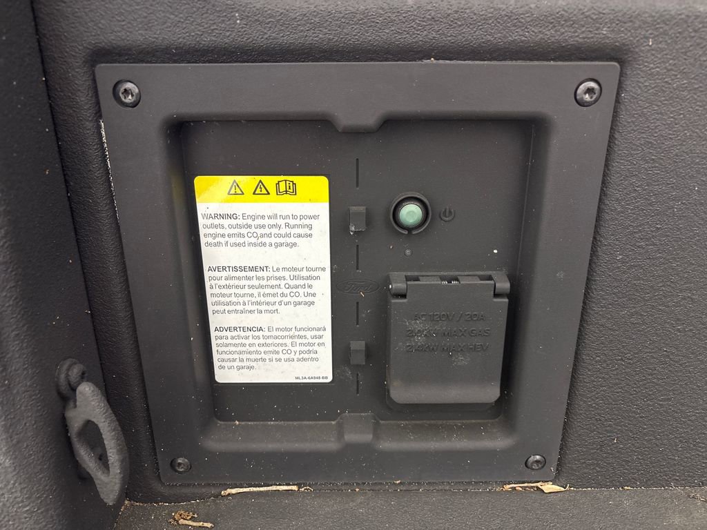 Certified 2023 Ford F150 Lariat image 32