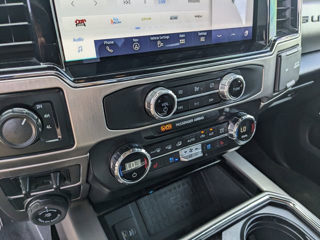 Certified 2022 Ford F250 Platinum w/ Tremor Off-Road Package AWD/4WD image 26