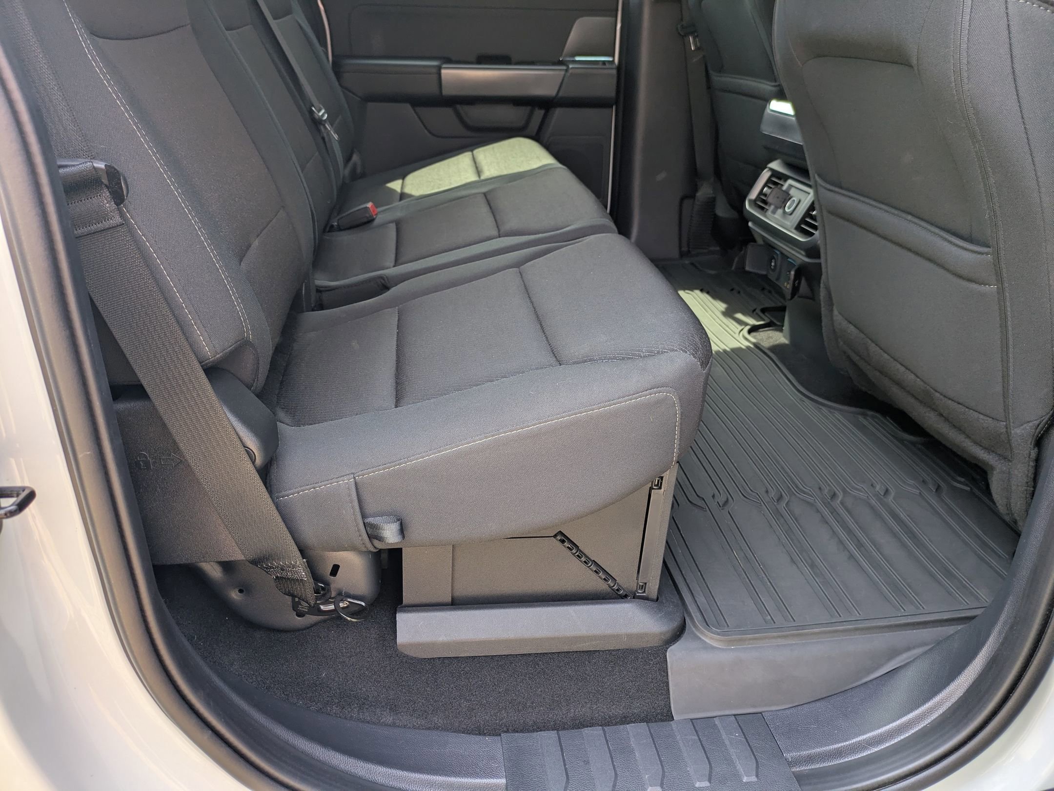 Certified 2024 Ford F150 XLT w/ Equipment Group 302A MID image 34