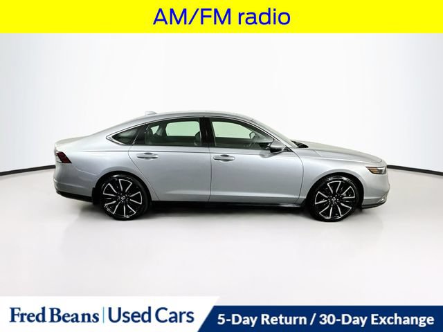 Used 2023 Honda Accord Touring image 9