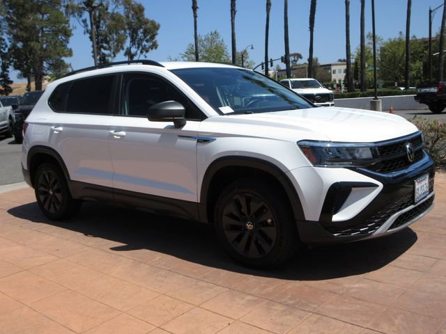 Used 2022 Volkswagen Taos S w/ IQ Drive S Package FWD image 6