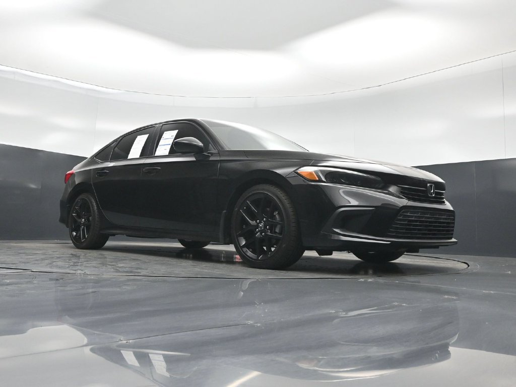 Used 2024 Honda Civic Sport image 2