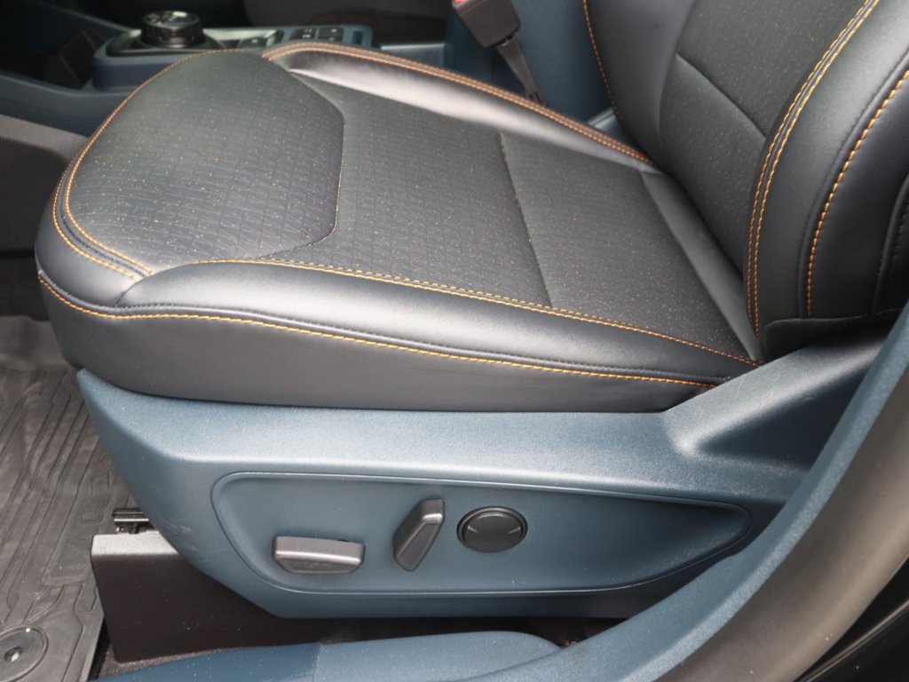 Certified 2025 Ford Maverick Tremor AWD/4WD image 17