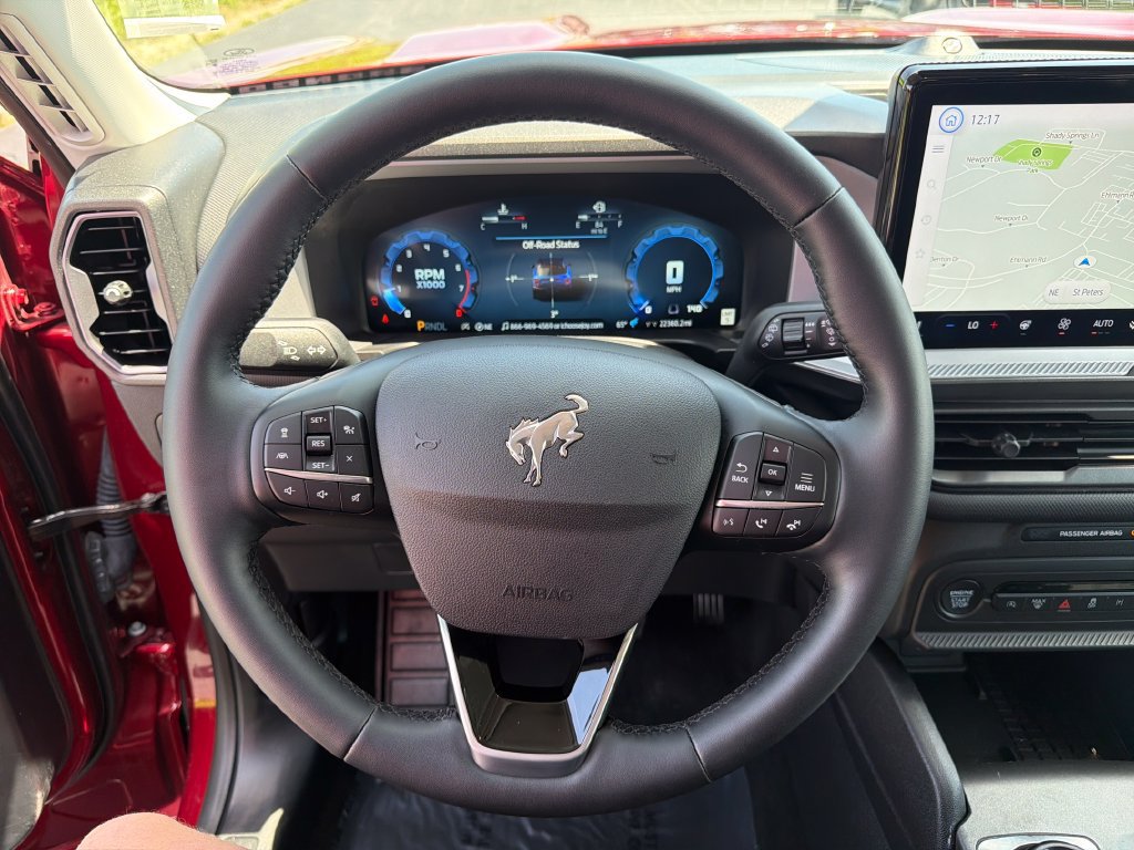 Certified 2025 Ford Bronco Sport Outer Banks w/ Outer Banks Tech Package+ AWD/4WD image 17