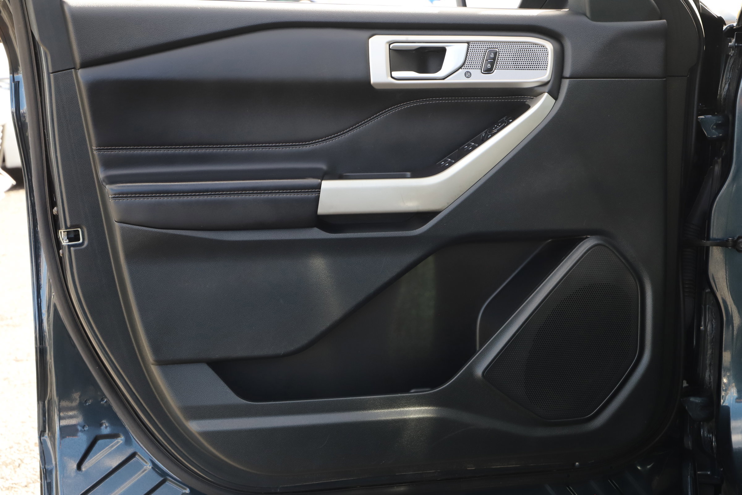 Certified 2023 Ford Explorer XLT w/ Equipment Group 202A image 16