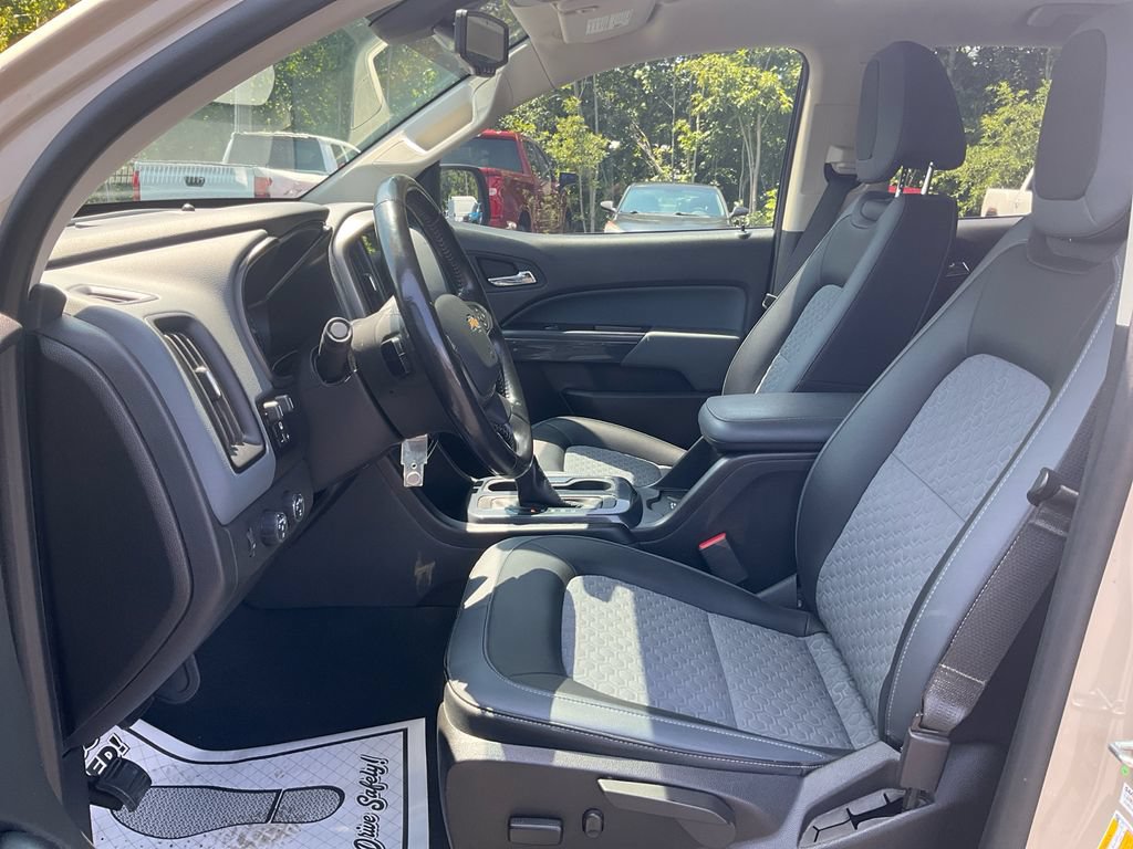 Used 2022 Chevrolet Colorado Z71 AWD/4WD image 16