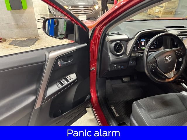 Used 2017 Toyota RAV4 XLE AWD/4WD image 20