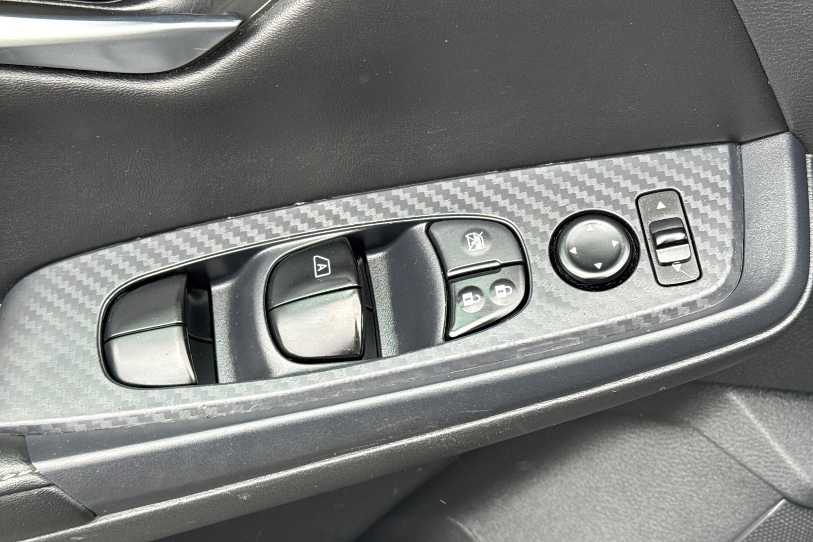 Used 2024 Nissan Sentra SV w/ Trunk Package FWD image 11