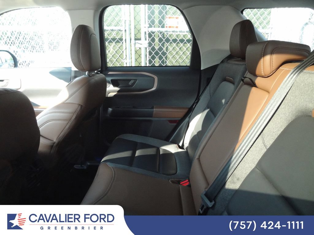 Certified 2022 Ford Bronco Sport Outer Banks w/ Tech Package AWD/4WD image 5