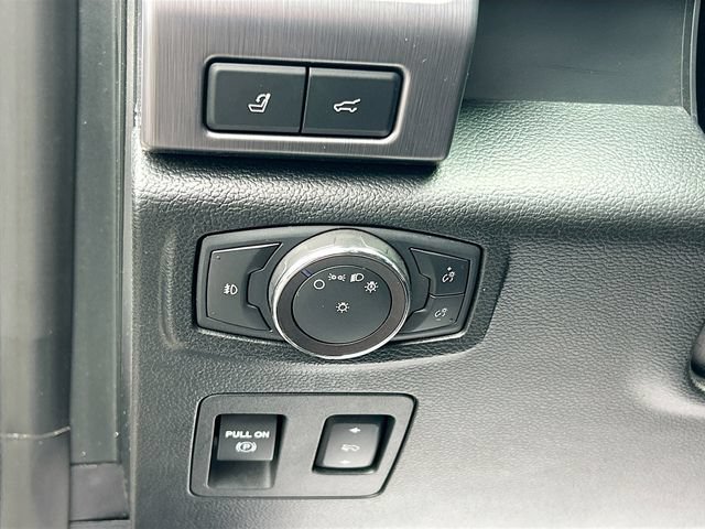 Certified 2019 Ford Expedition Platinum AWD/4WD image 16