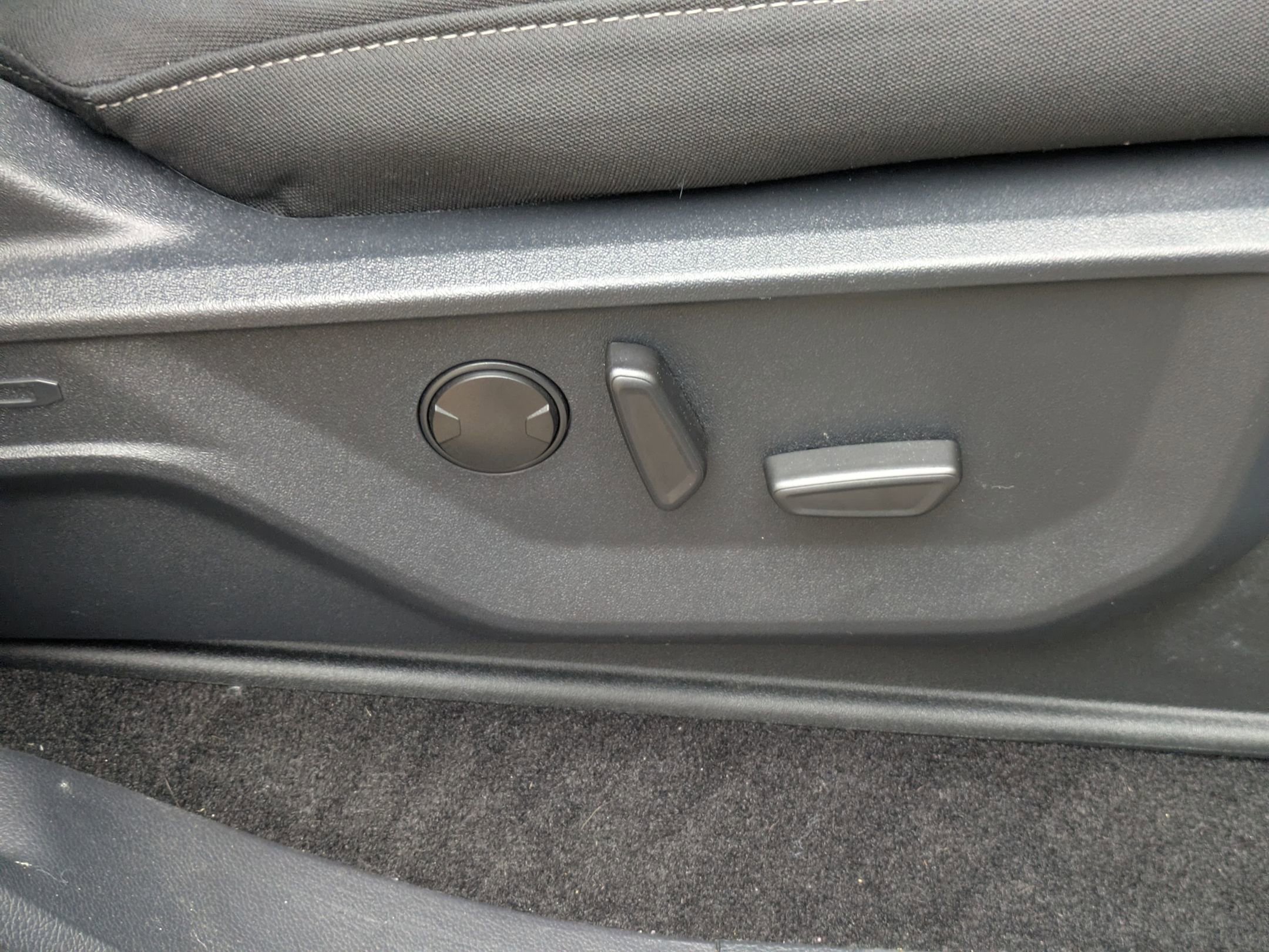 Certified 2022 Ford F150 XLT w/ Equipment Group 302A High image 37