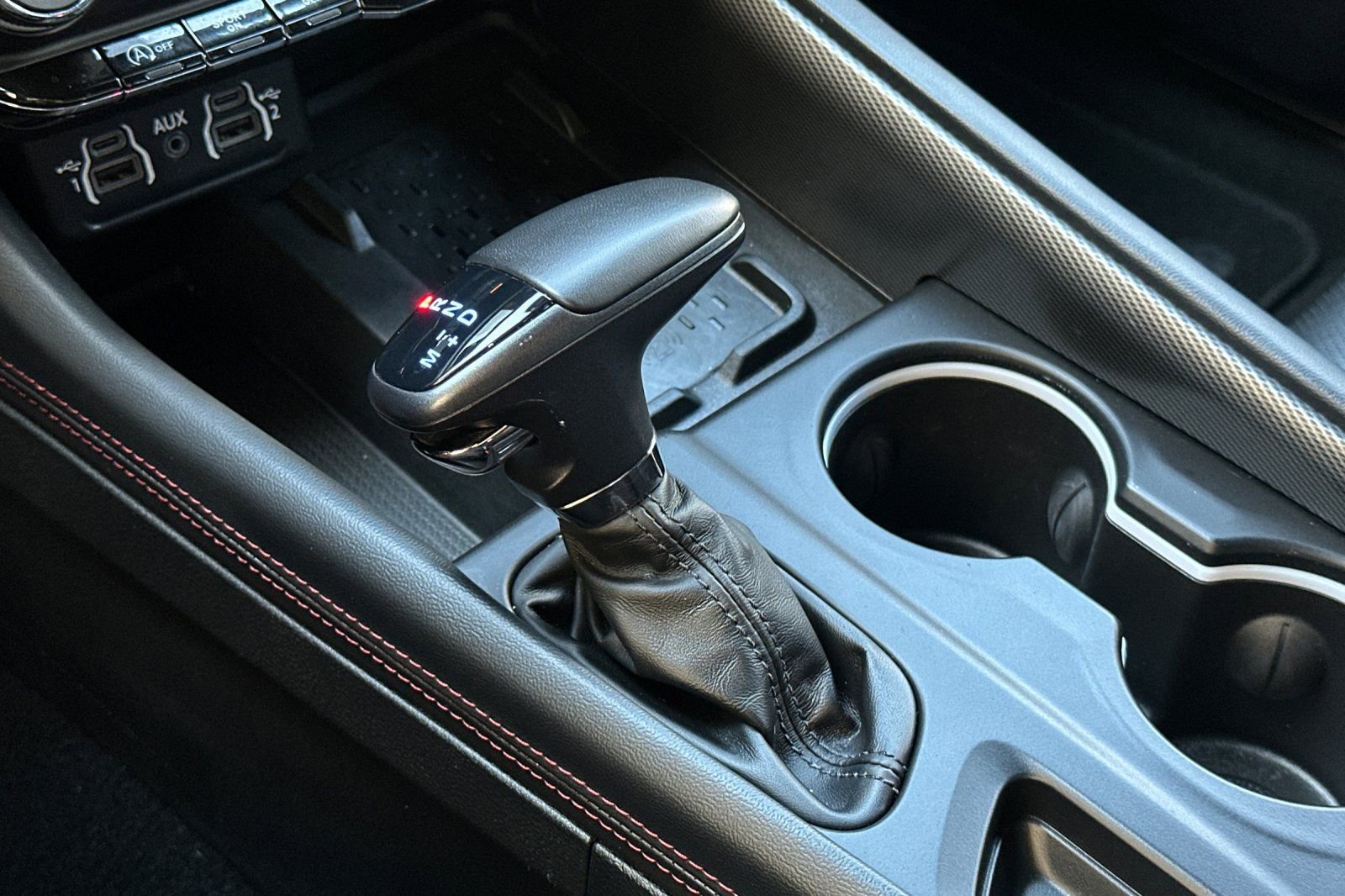 Used 2025 Dodge Durango GT AWD/4WD image 22