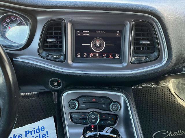 Used 2019 Dodge Challenger SXT RWD image 23