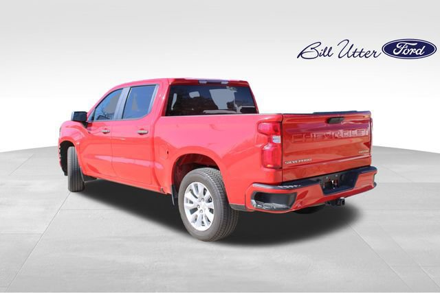 Used 2021 Chevrolet Silverado 1500 Custom image 3