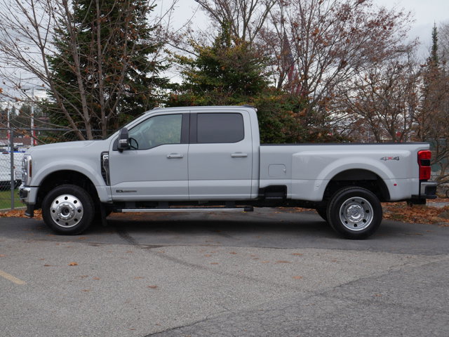 Certified 2025 Ford F450 Lariat image 19