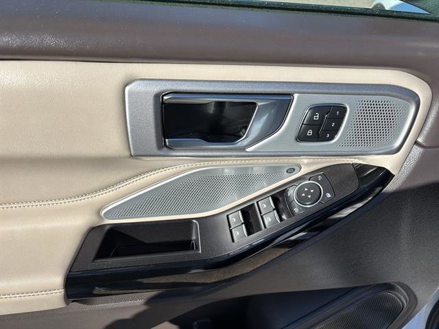 Certified 2021 Ford Explorer Platinum w/ Equipment Group 601A image 14