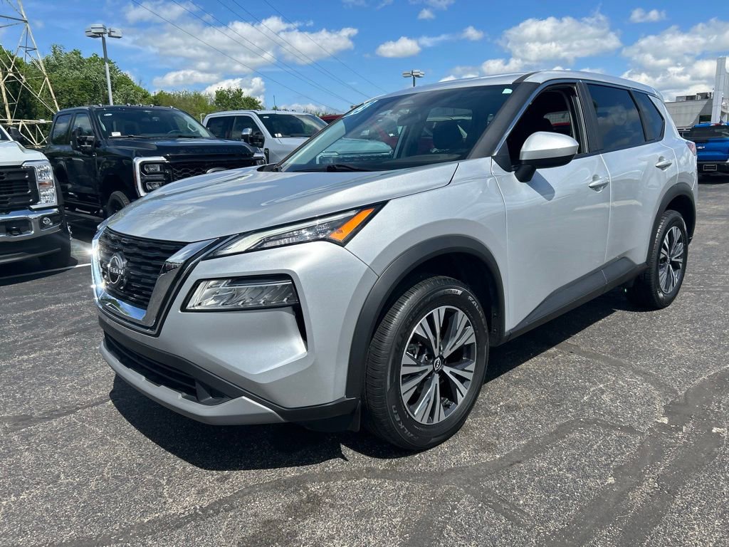 Used 2023 Nissan Rogue SV FWD image 4