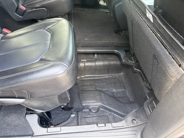 Used 2025 Chrysler Pacifica Select FWD image 37