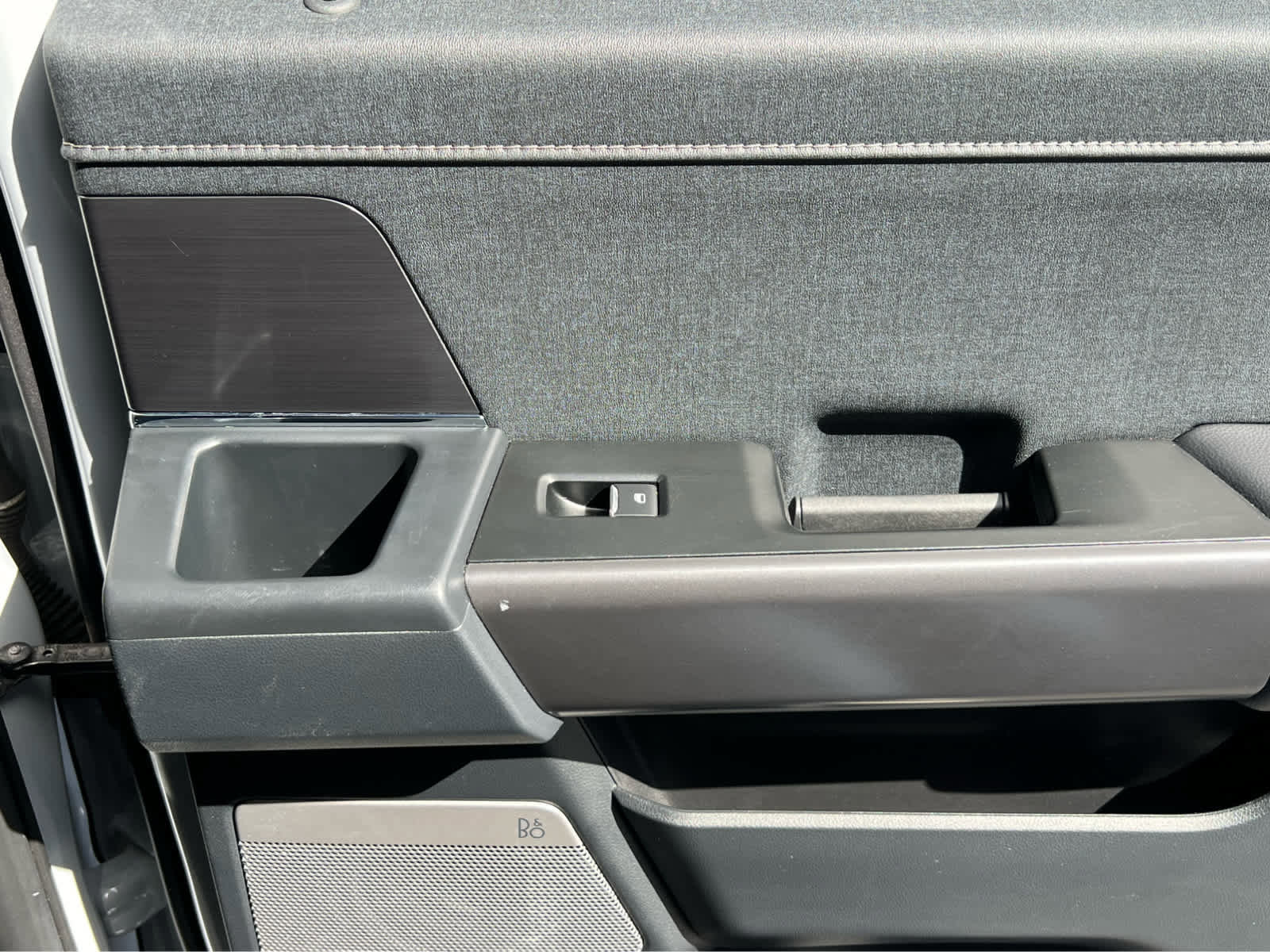 Certified 2025 Ford F150 Lariat w/ Equipment Group 501A Mid image 23