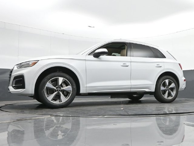 Used 2025 Audi Q5 2.0T Premium Plus w/ Premium Plus Package AWD/4WD image 38