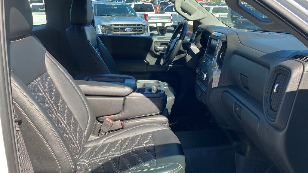 Used 2022 Chevrolet Silverado 1500 W/T RWD image 12