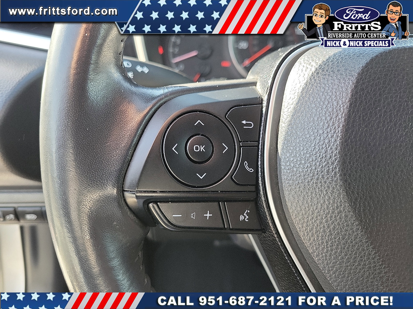 Used 2019 Toyota Corolla SE w/ Carpet Mat Package image 7