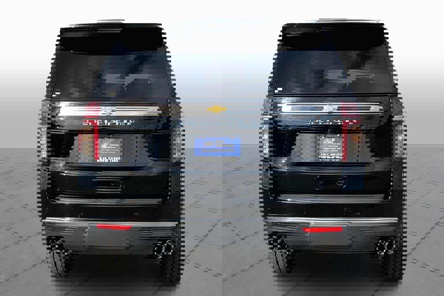 Used 2021 Chevrolet Suburban High Country image 2