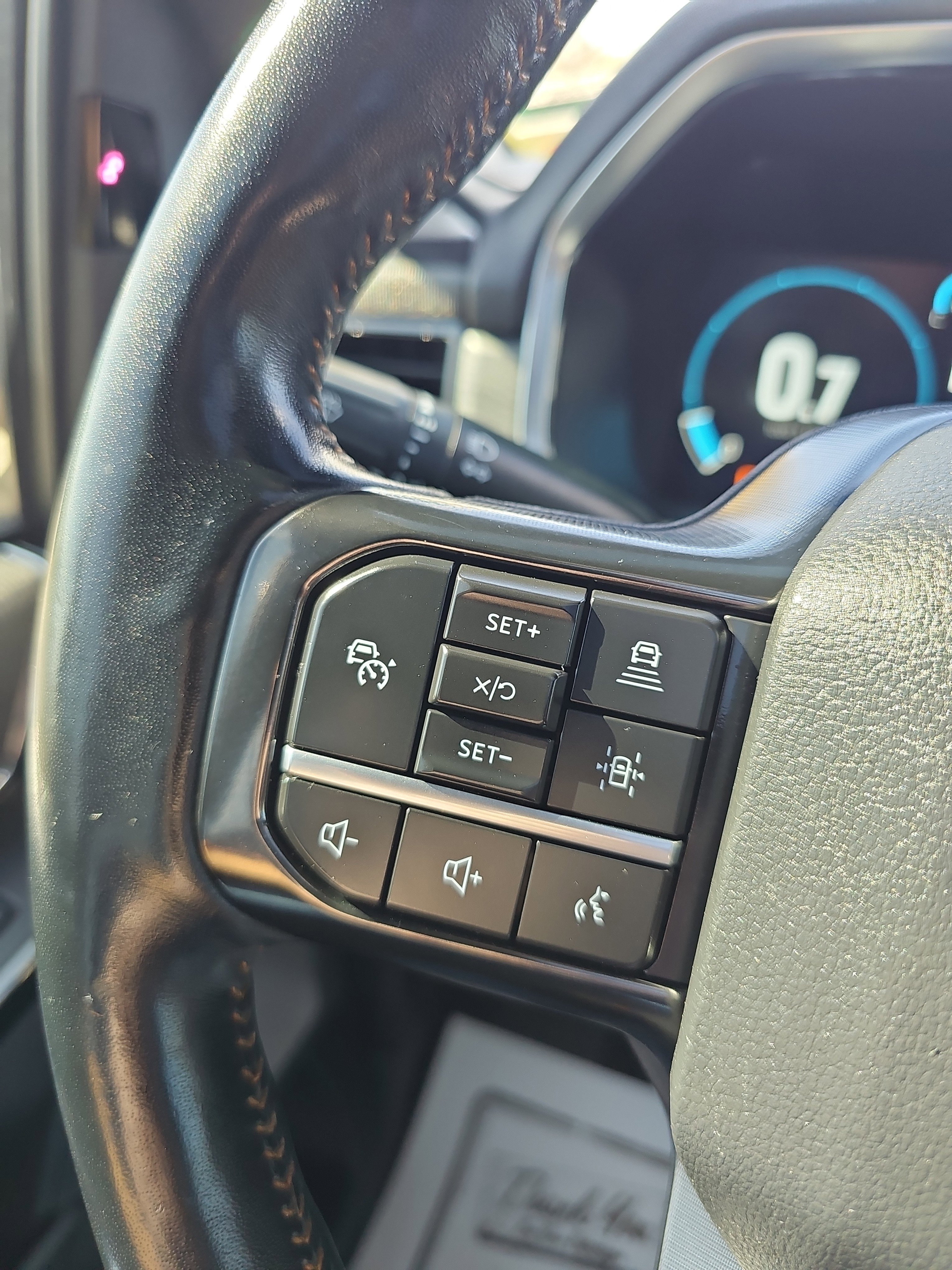 Certified 2023 Ford F150 Platinum w/ Equipment Group 701A High AWD/4WD image 28