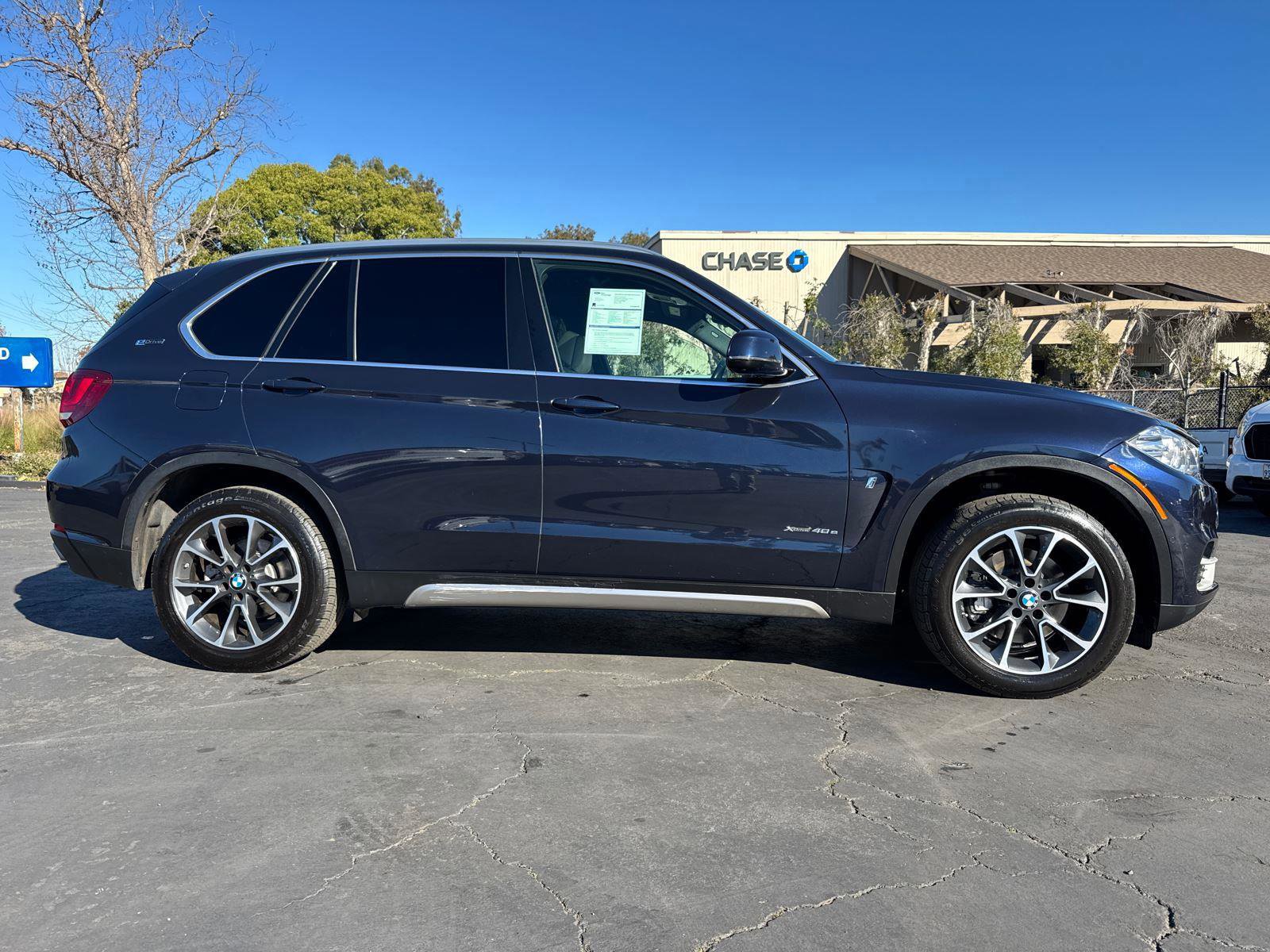 Used 2018 BMW X5 xDrive40e image 3