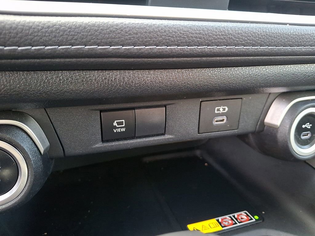 Used 2024 Toyota Grand Highlander Limited image 27