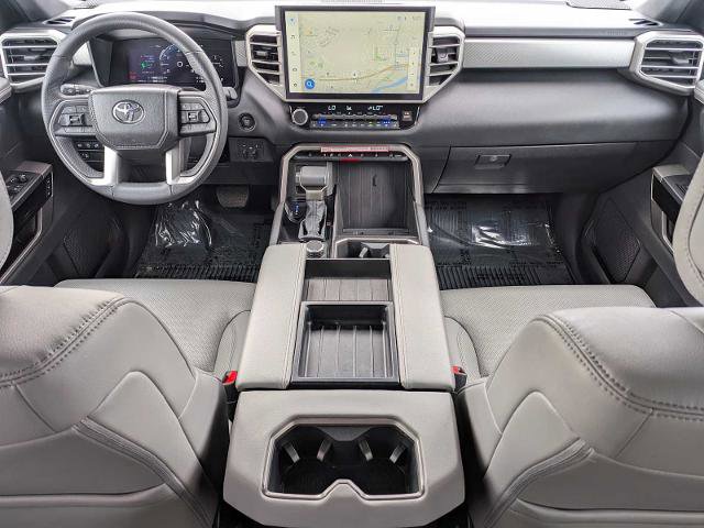 Used 2025 Toyota Tundra Limited AWD/4WD image 19