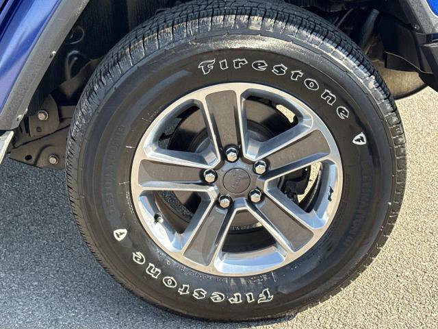 Used 2019 Jeep Wrangler Unlimited Sahara AWD/4WD image 8