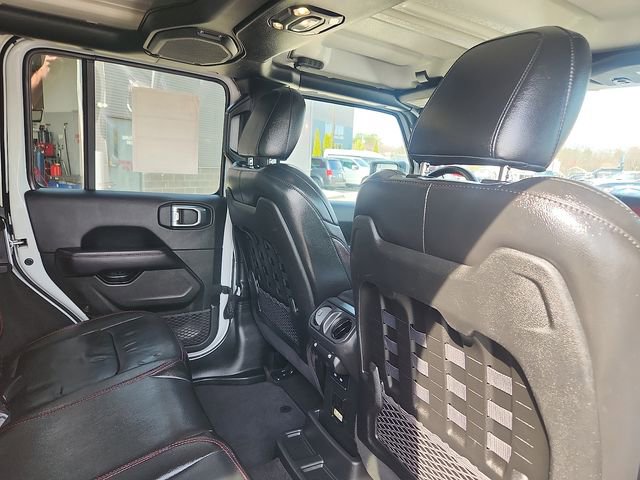 Used 2022 Jeep Wrangler Unlimited Rubicon w/ Cold Weather Group AWD/4WD image 27