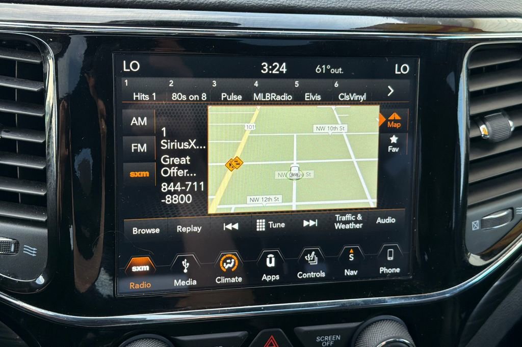 Used 2019 Jeep Grand Cherokee Altitude AWD/4WD image 14