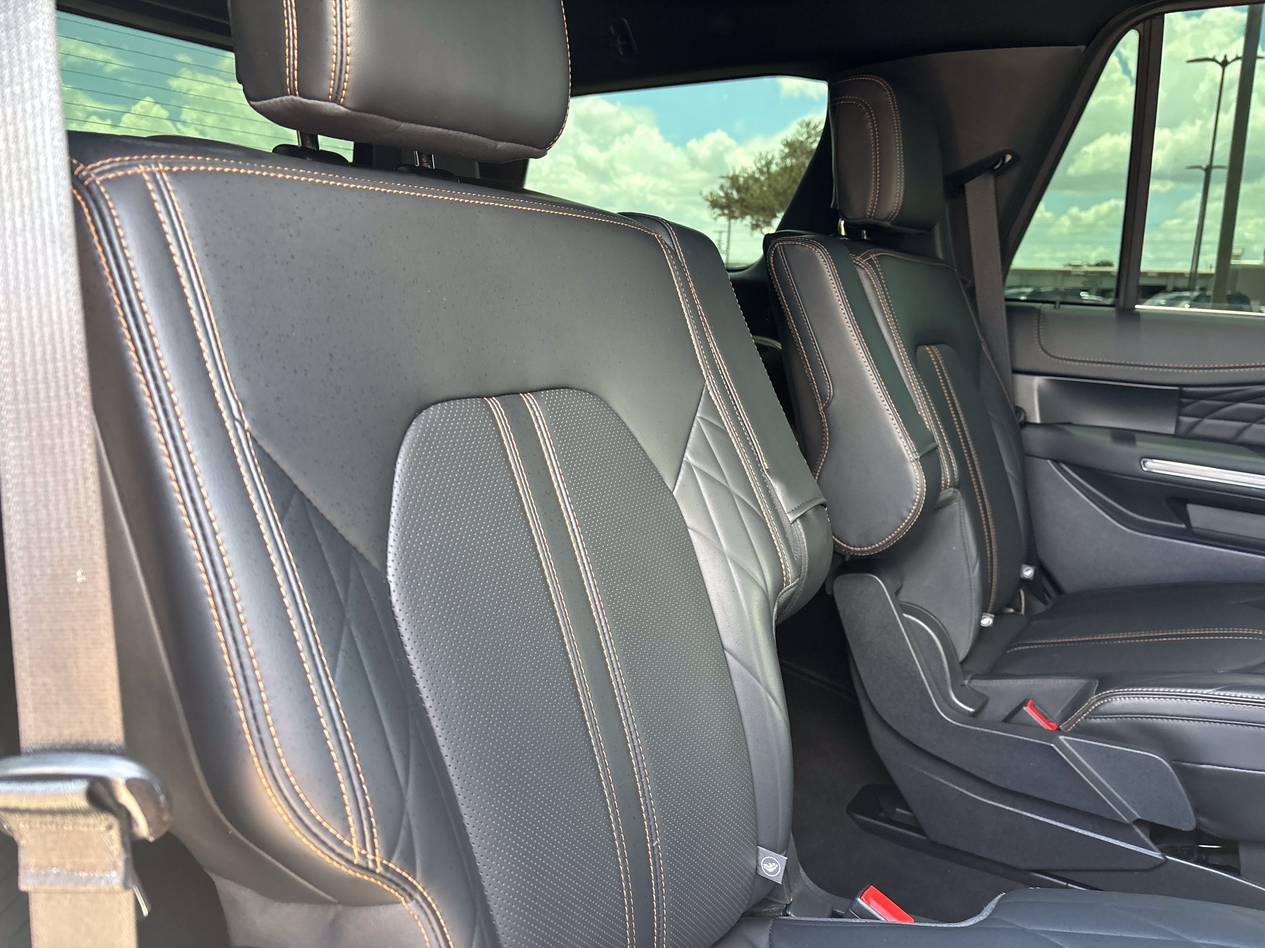 Certified 2024 Ford Expedition Platinum RWD image 21