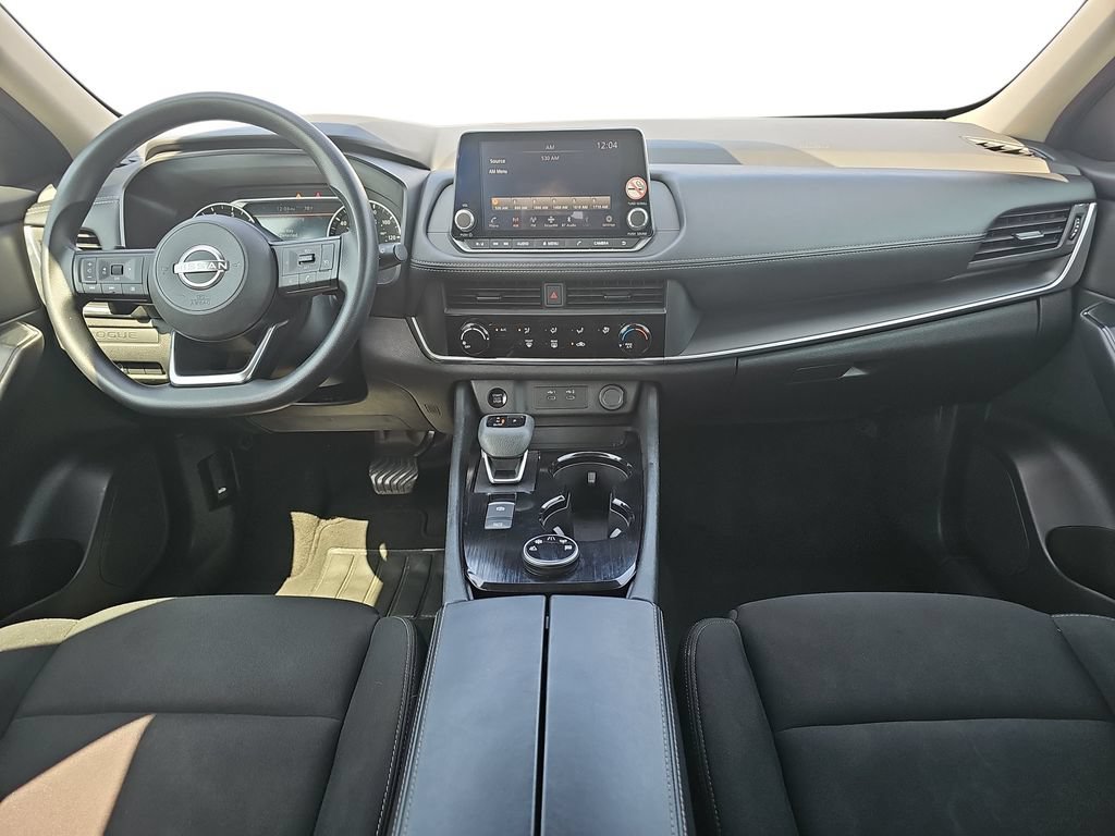 Used 2024 Nissan Rogue S AWD/4WD image 9