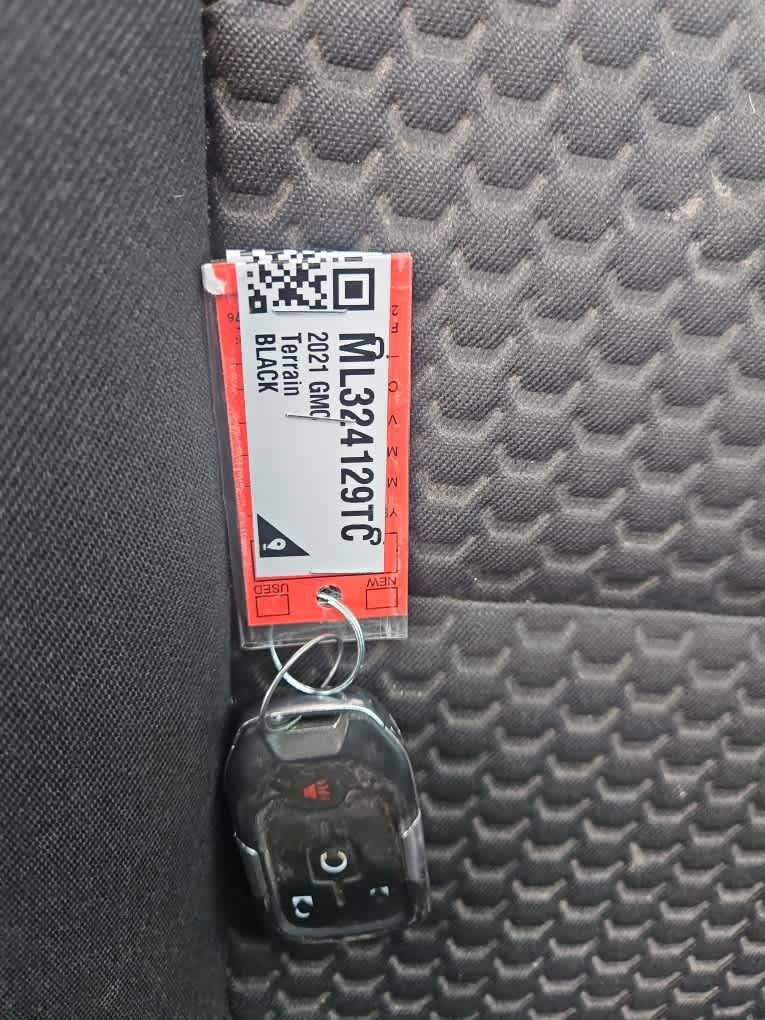 Used 2021 GMC Terrain SLE w/ Driver Convenience Package FWD image 20