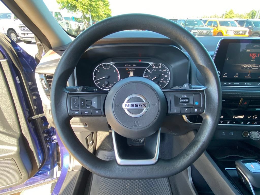 Used 2021 Nissan Rogue SV FWD image 13