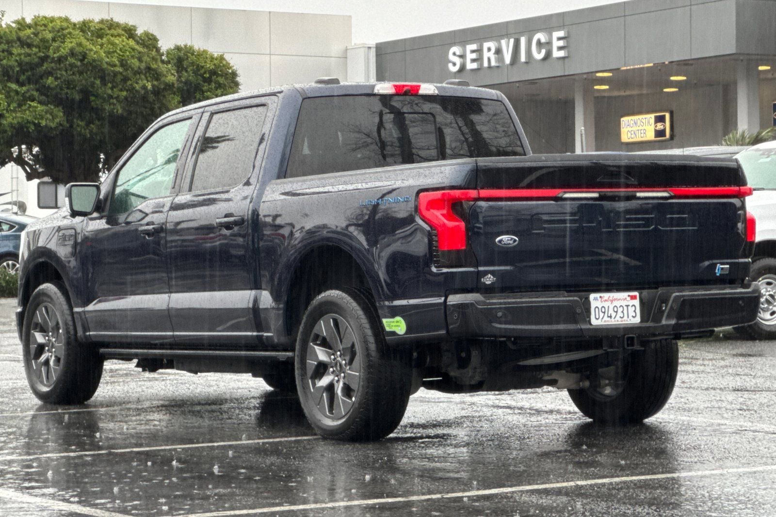 Certified 2023 Ford F150 Lightning Lariat w/ Equipment Group 511A High image 3