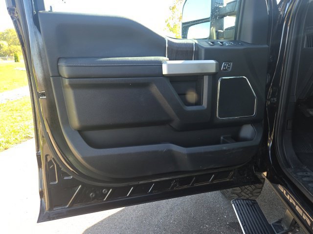 Certified 2020 Ford F350 Lariat AWD/4WD image 24