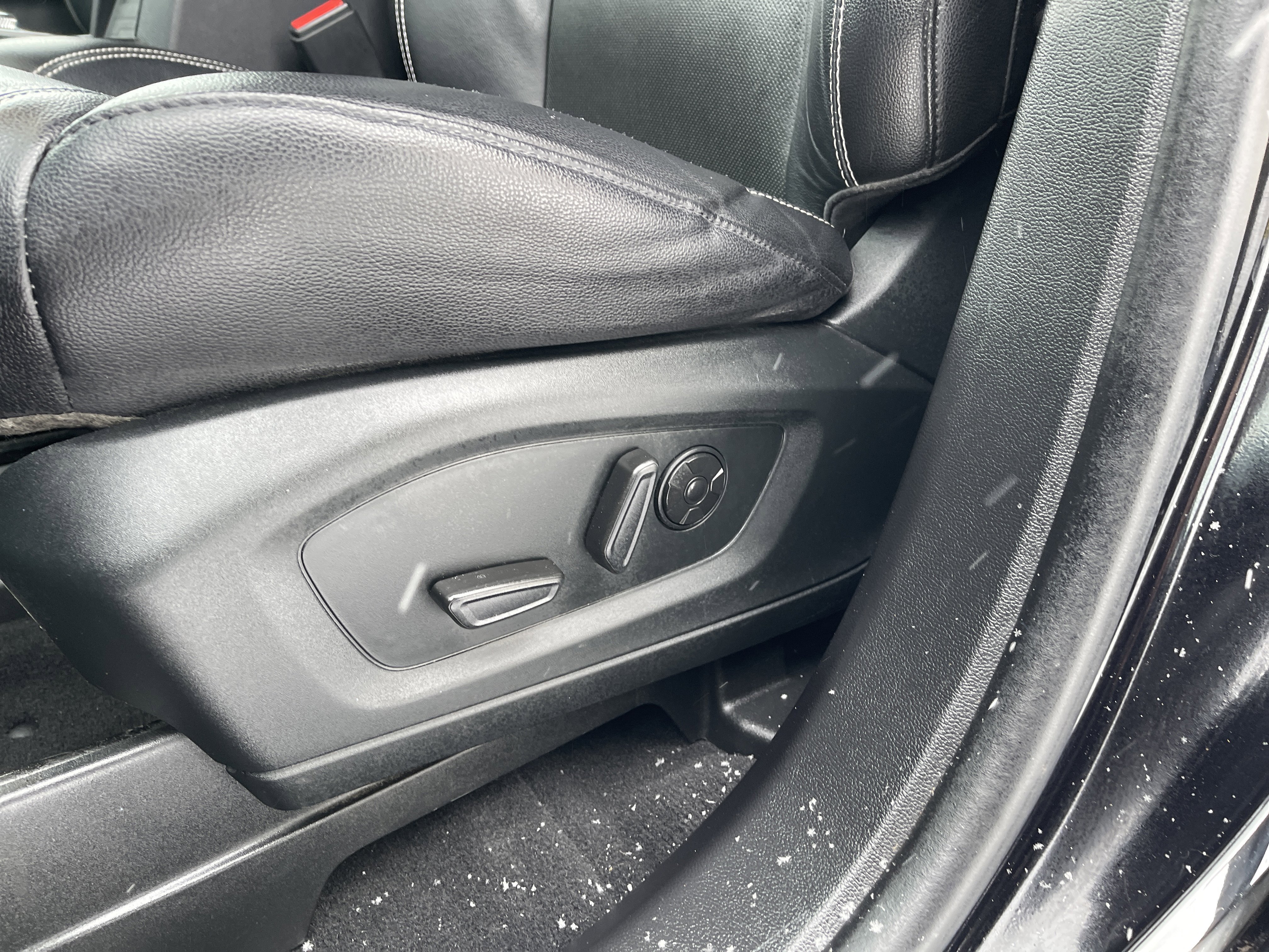 Certified 2021 Ford Explorer ST w/ Equipment Group 401A image 14