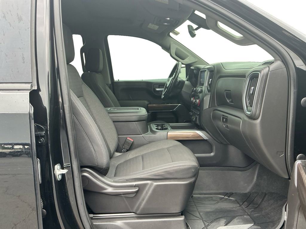 Used 2019 Chevrolet Silverado 1500 RST AWD/4WD image 22